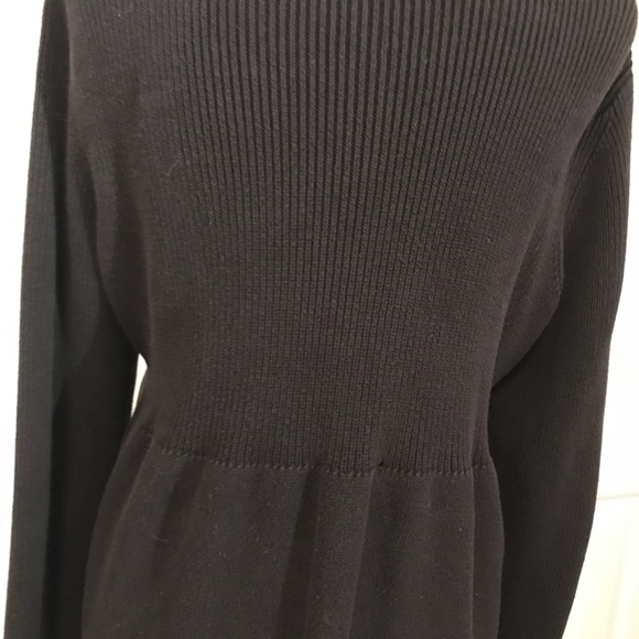 Black 4 button sweater - Picture 2 of 3